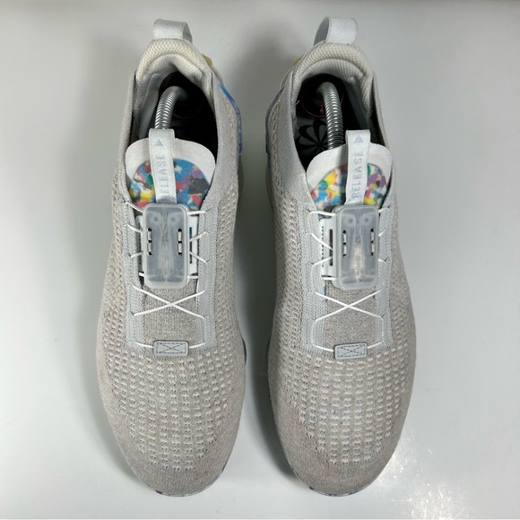 Nike Air VaporMax 2020 Flyknit Summit White Running Shoes CJ6741-100; Women’s 11 - Picture 9 of 16